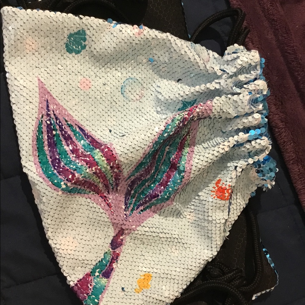 Sequin Backpack! - Picture 4 of 13